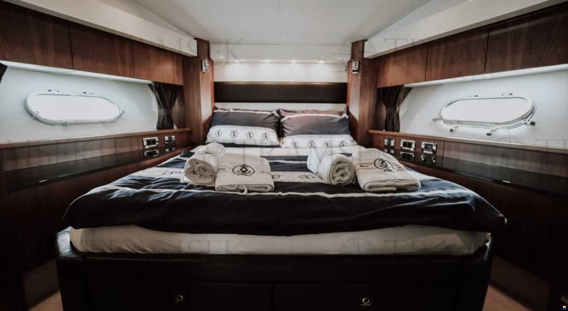Sunseeker Predator 64
