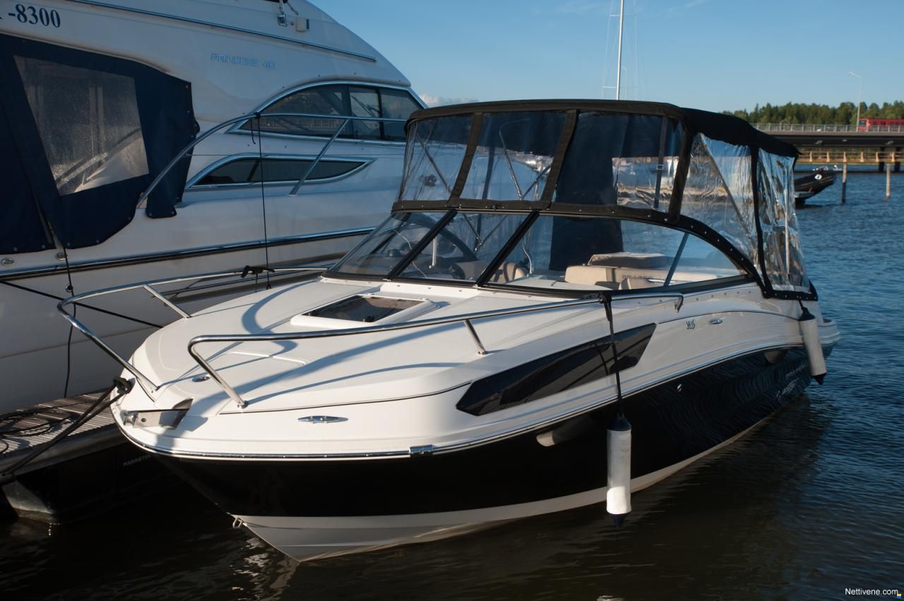 Bayliner VR5 Cuddy