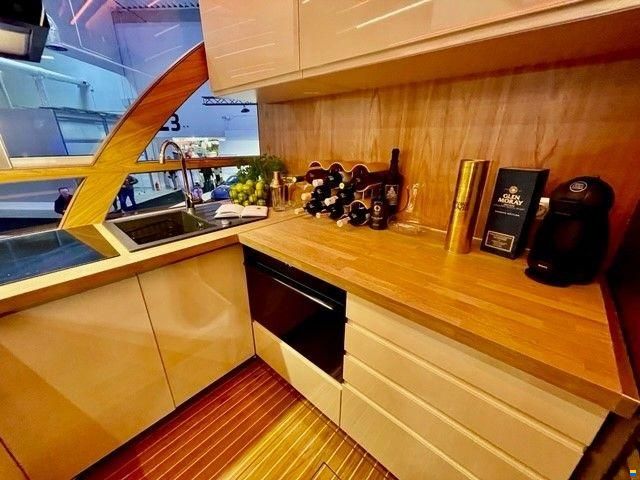 Houseboat Holiday HB 39 Elektrisch En Hy