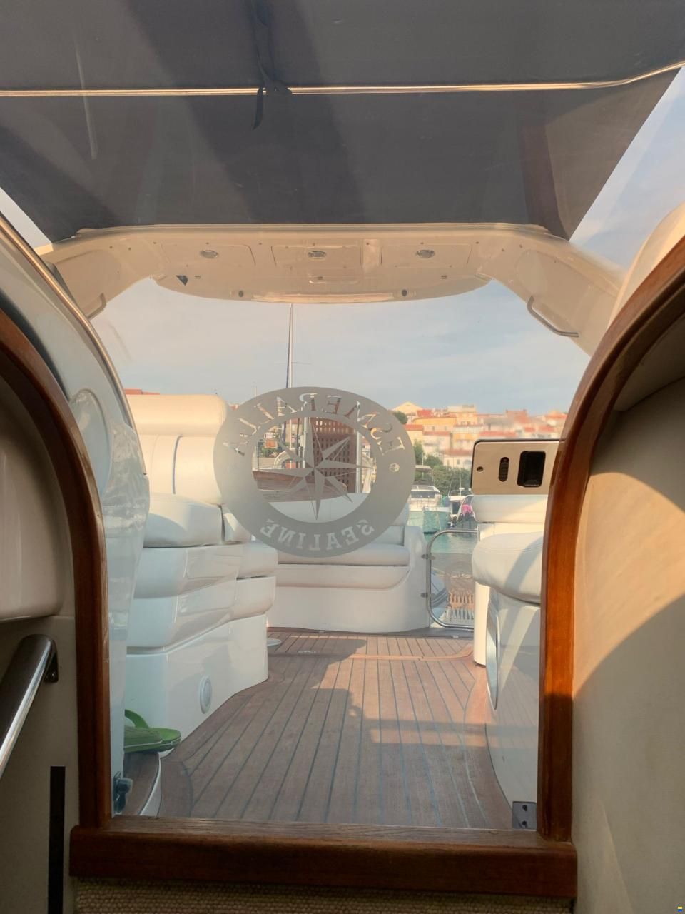 Sealine S37