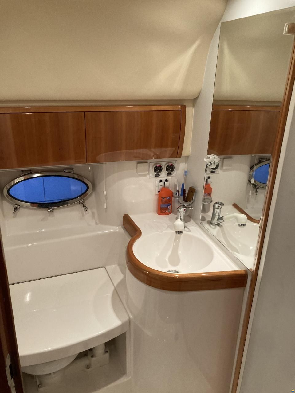Windy 37 Grand Mistral hard-top