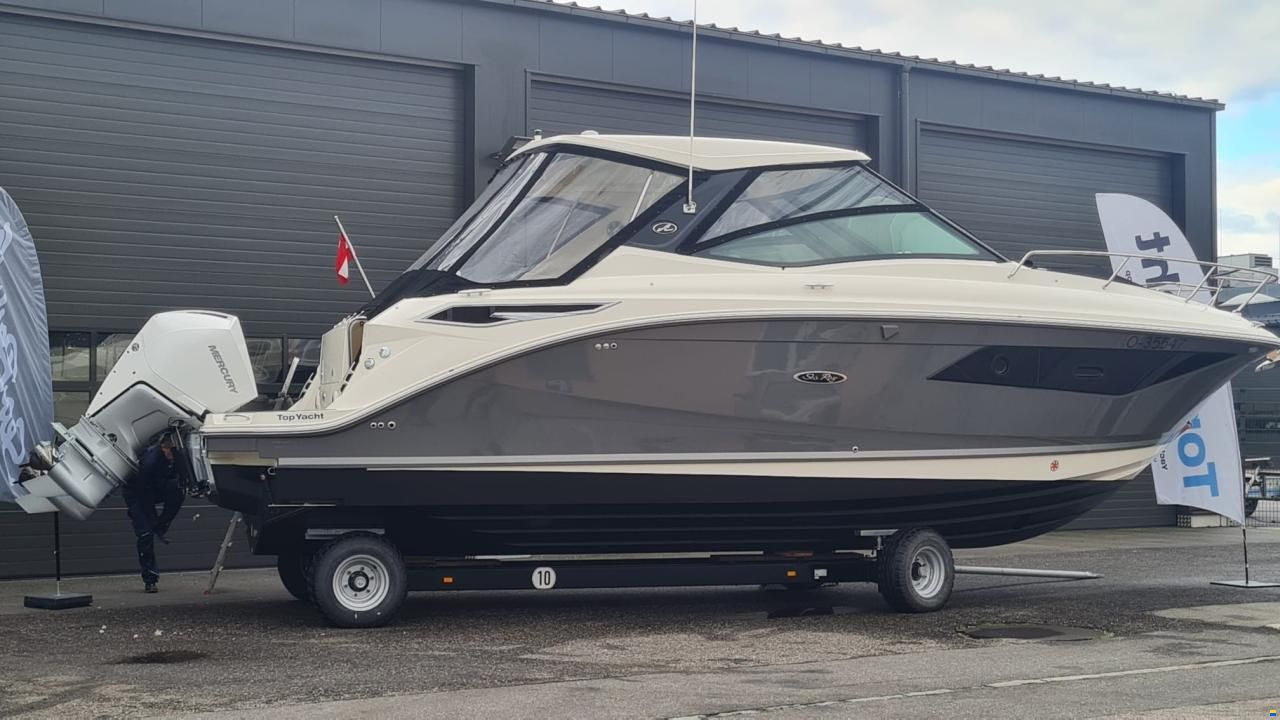 Sea Ray Sundancer 320 Outboard