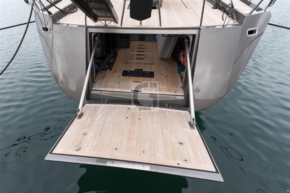 CNB 100