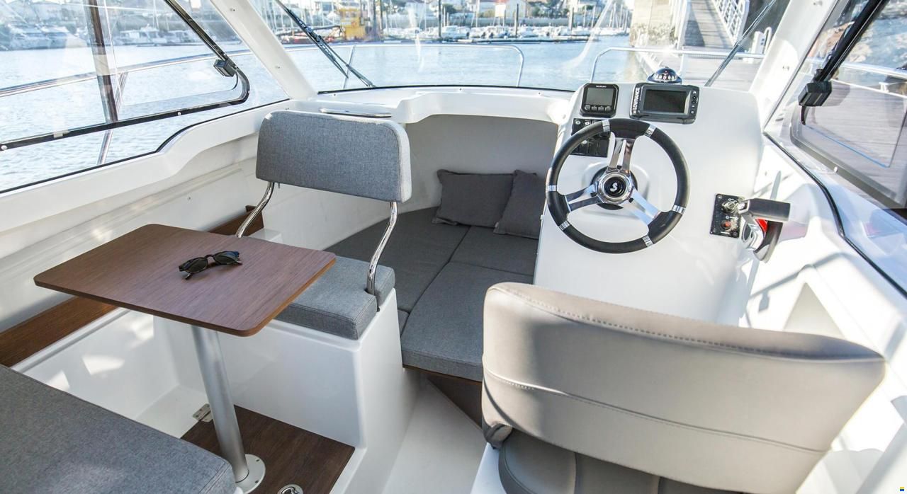Beneteau Antares 6 OB