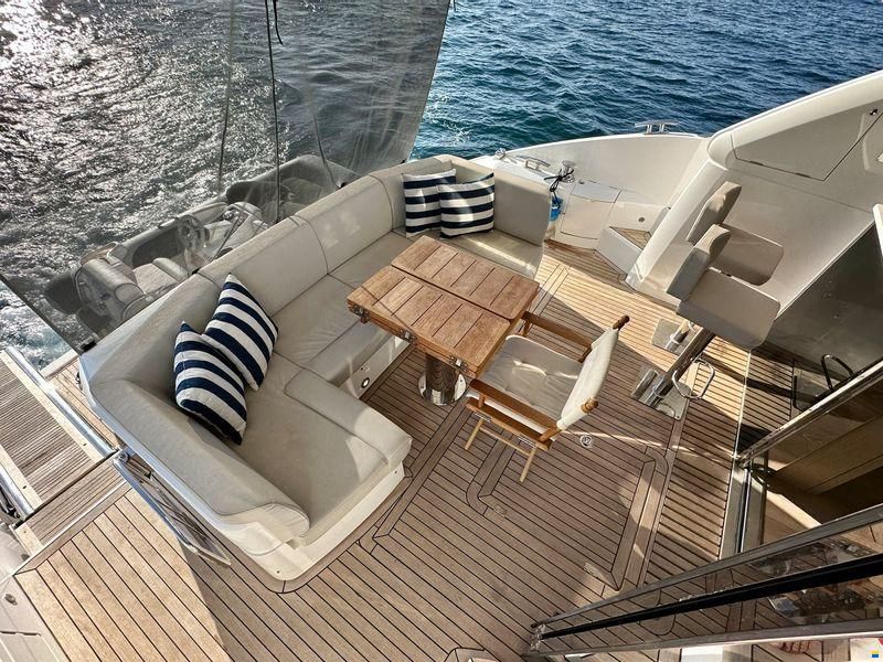 Sunseeker Manhattan 52
