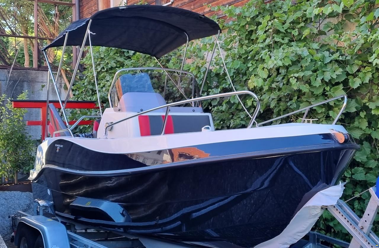 Sunrise Yacht 530 Open