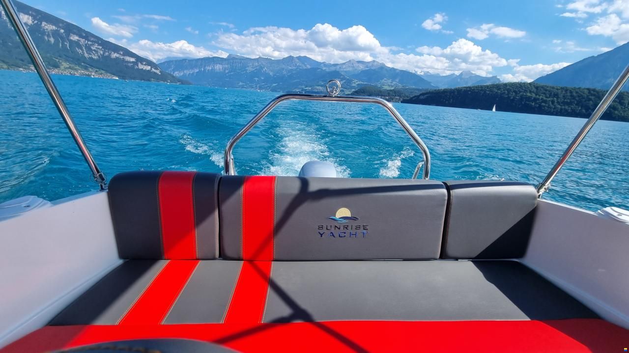 Sunrise Yacht 530 Open