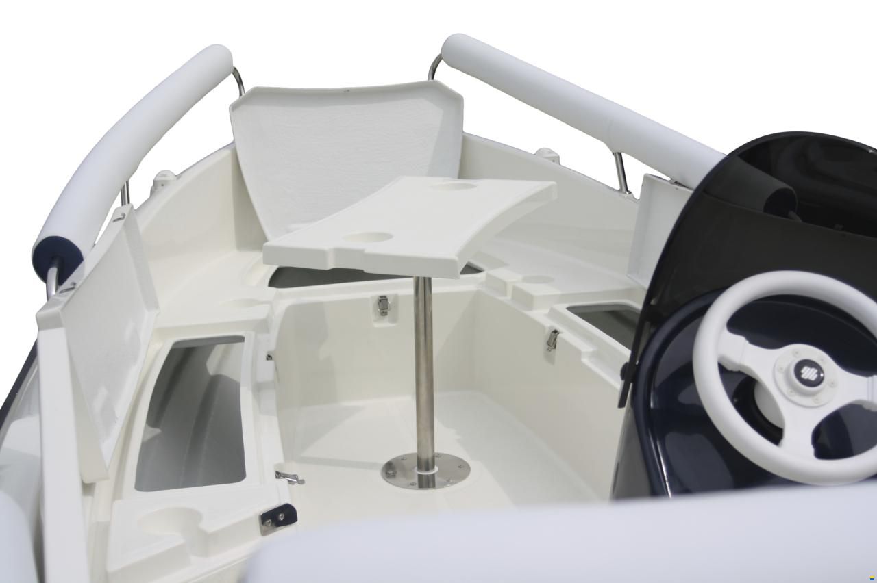 Sunrise Yacht  400 Open