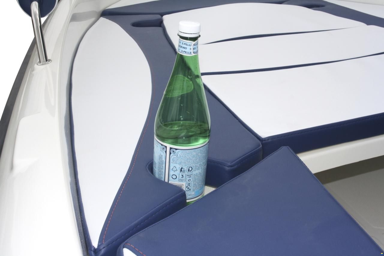 Sunrise Yacht  400 Open