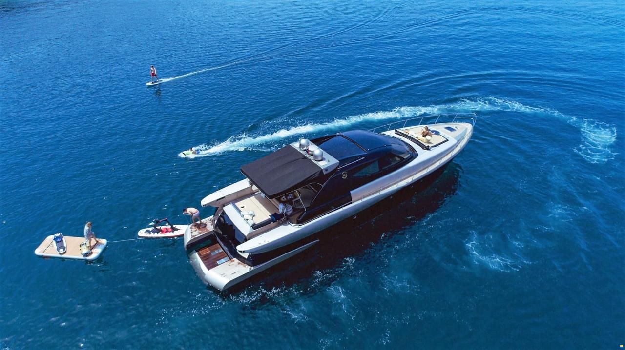 Fashion Yachts 68
