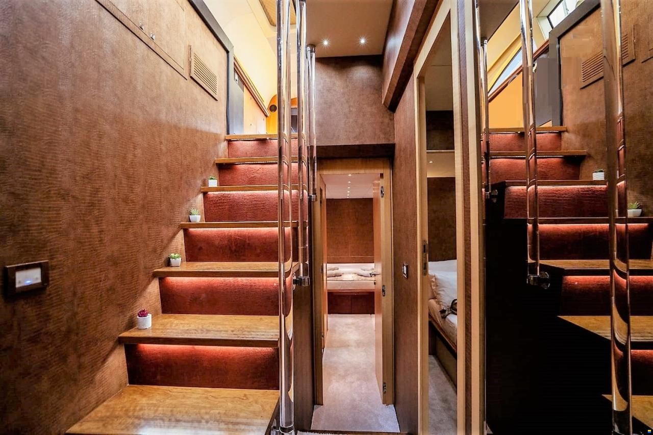 Fashion Yachts 68