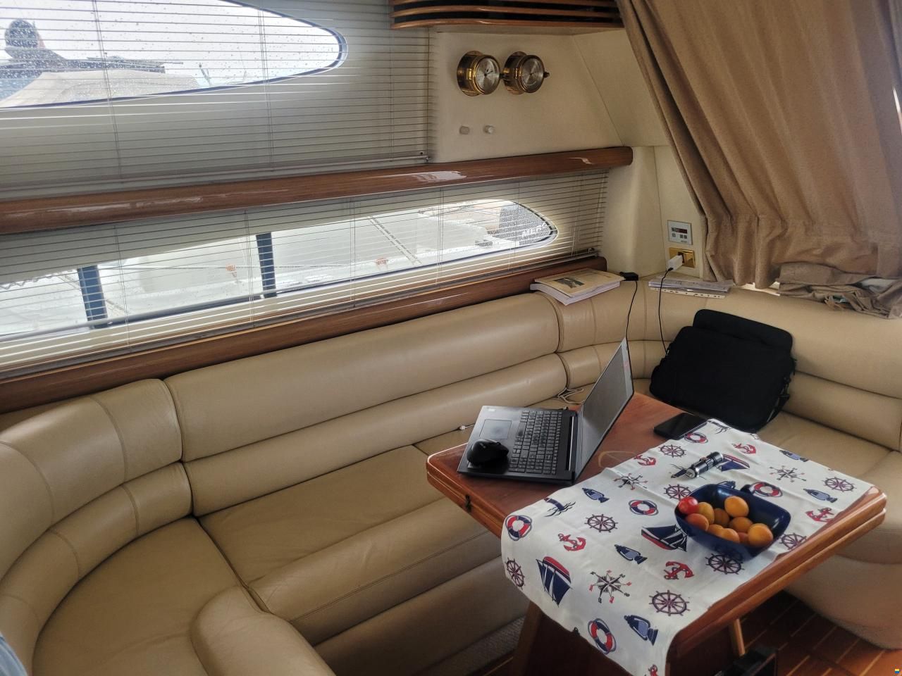 Sealine T 47 FLY