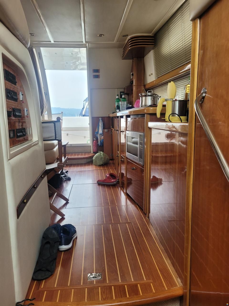 Sealine T 47 FLY
