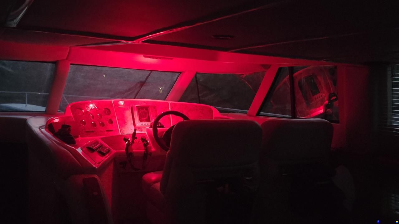 Sealine T 47 FLY