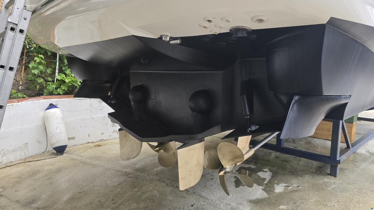 Sealine T 47 FLY