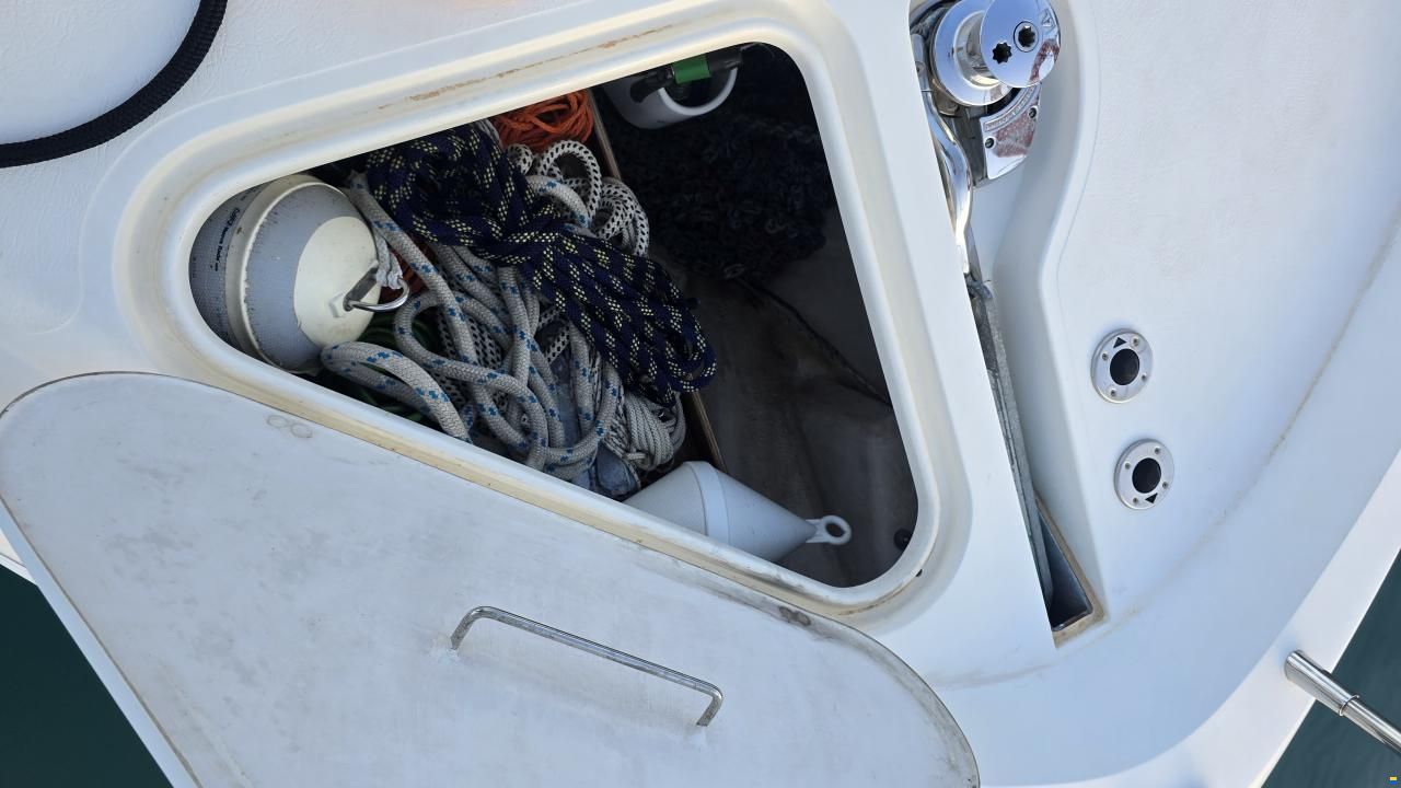 Sealine T 47 FLY