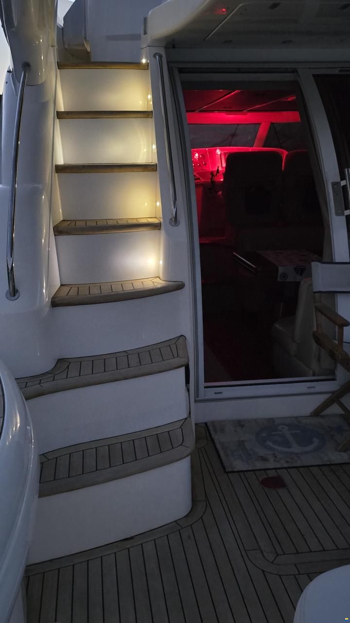 Sealine T 47 FLY