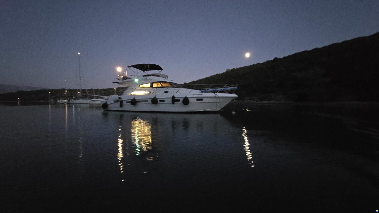 Sealine T 47 FLY