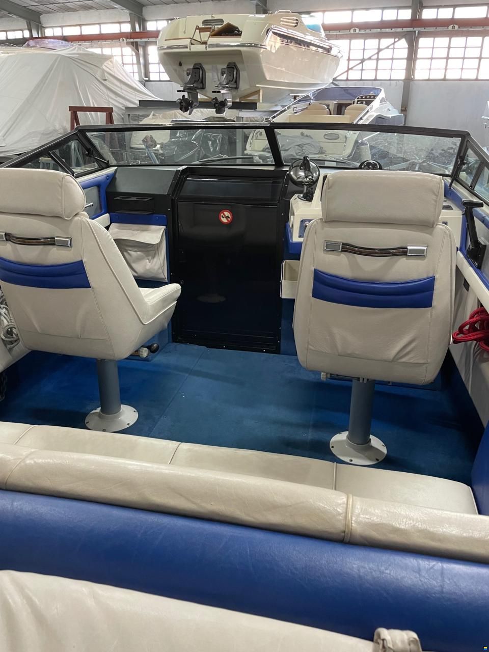 1988 Century 4500 CLX, CHF 7