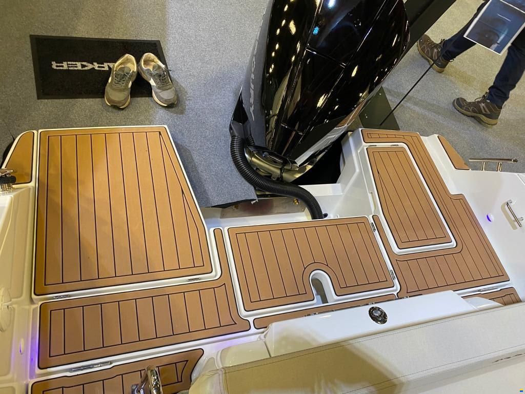Parker 780 Escape Mercury F250 Verado