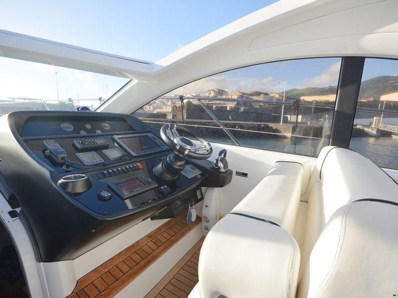 Sunseeker Portofino 48