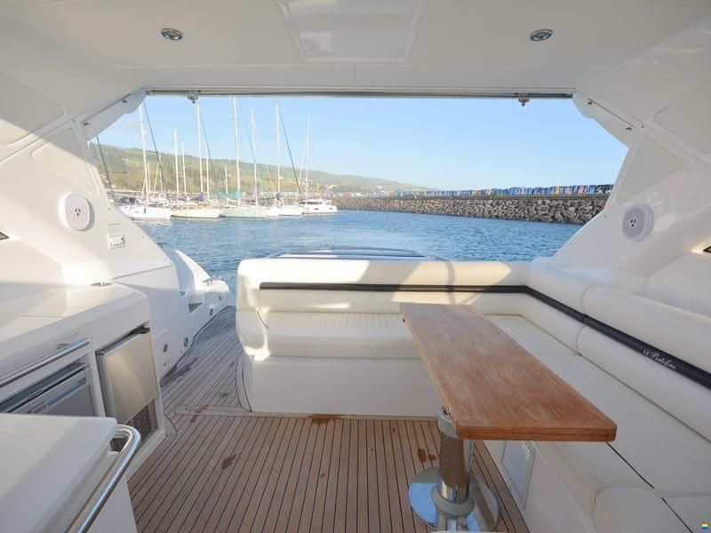 Sunseeker Portofino 48