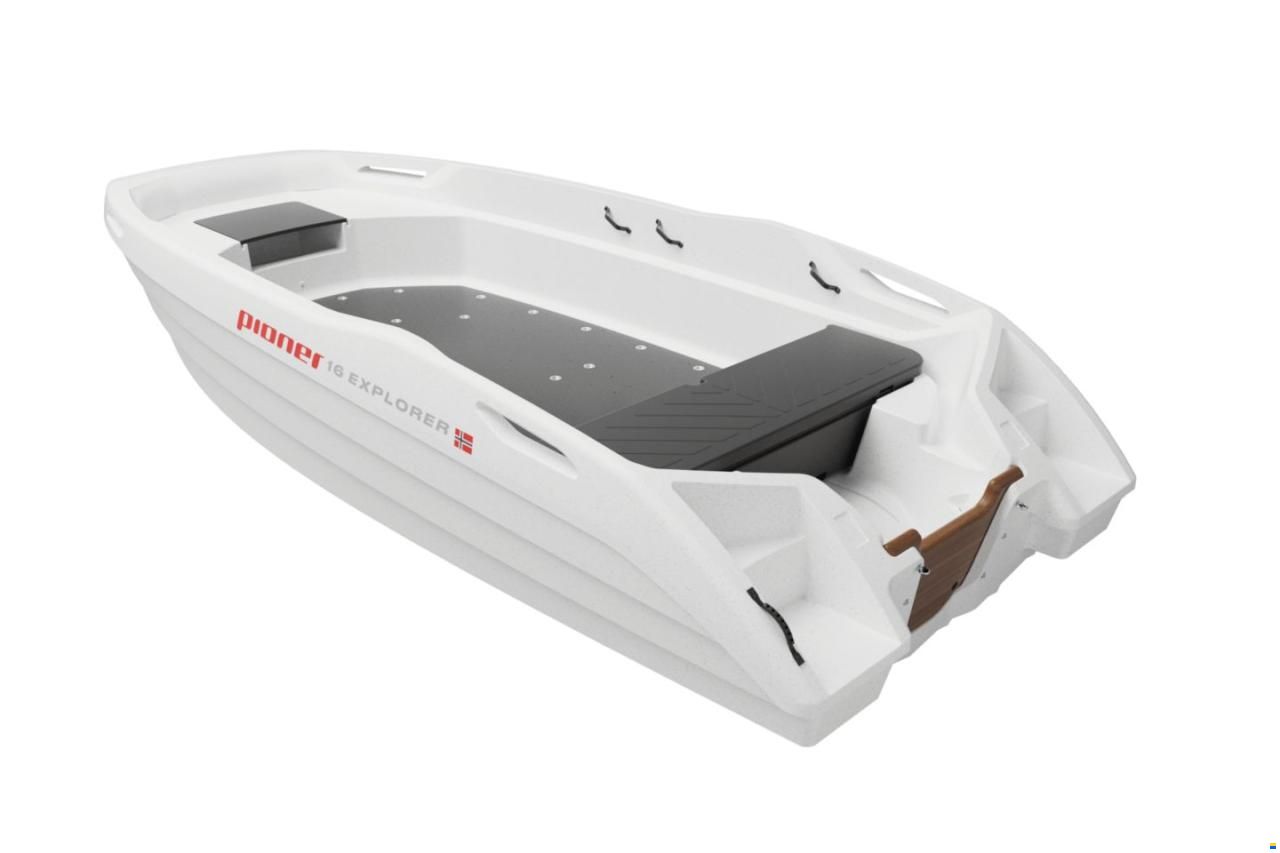 Pioner 16 Explorer Open