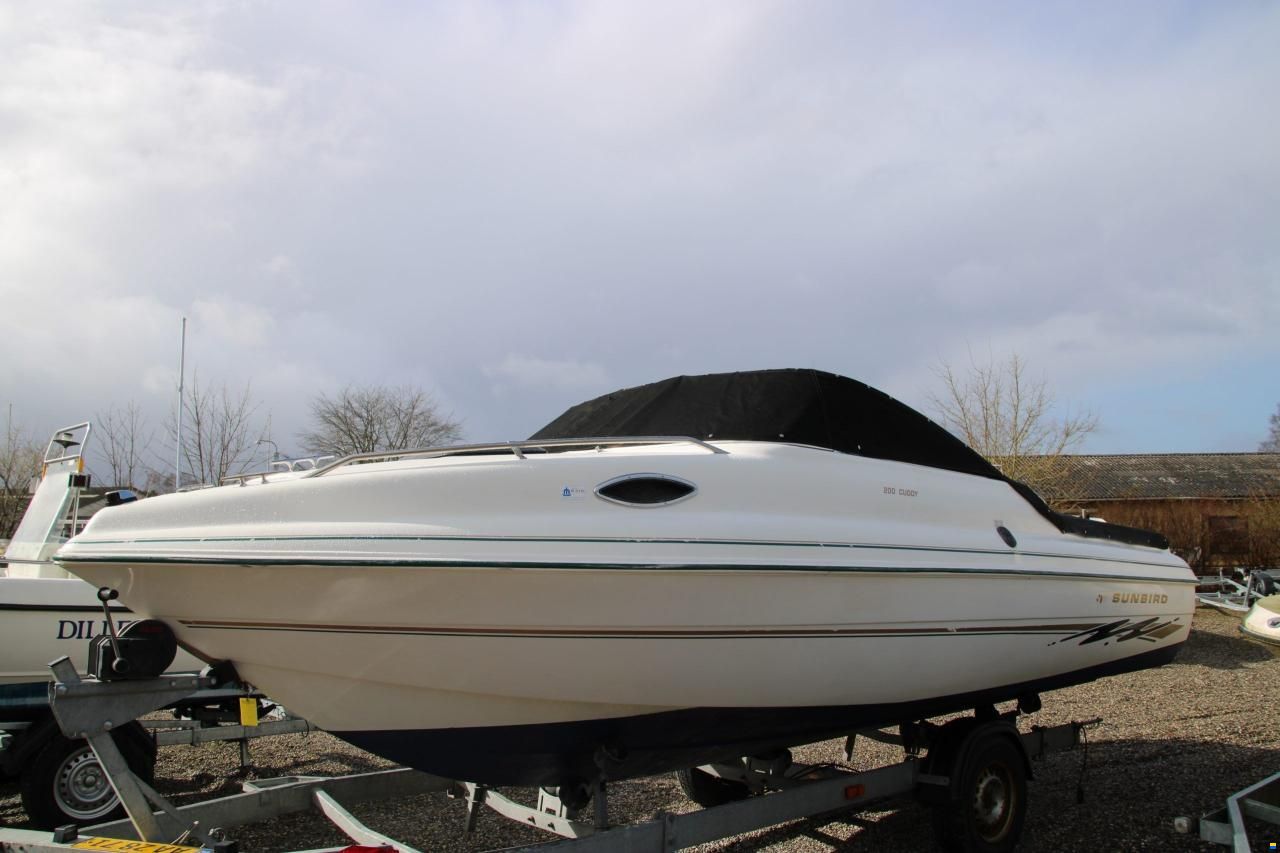 Sunbird 200 Cuddy