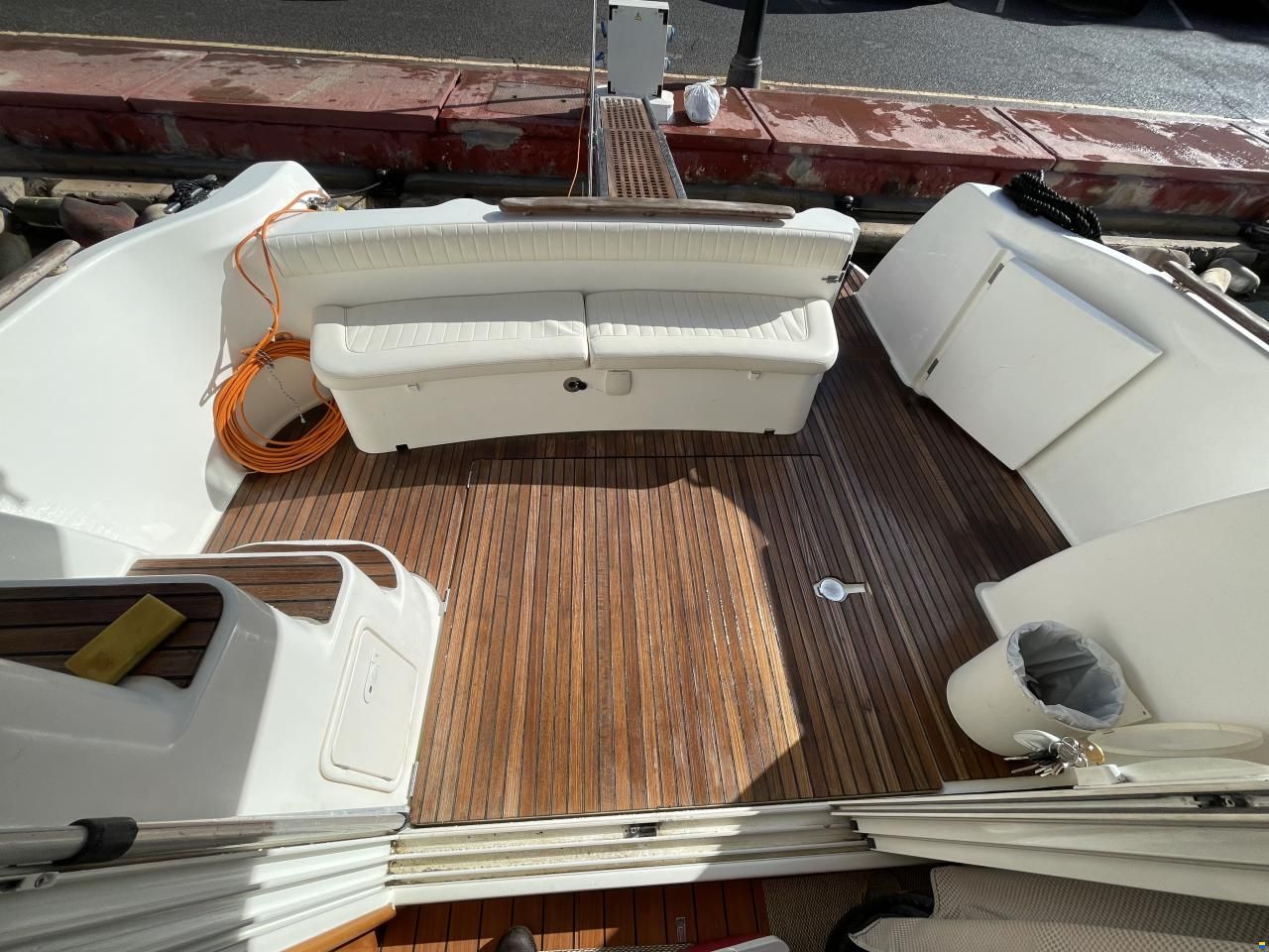 Jeanneau Prestige 32