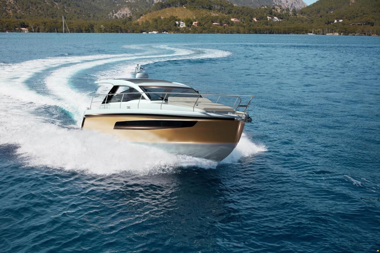 Sealine S 335