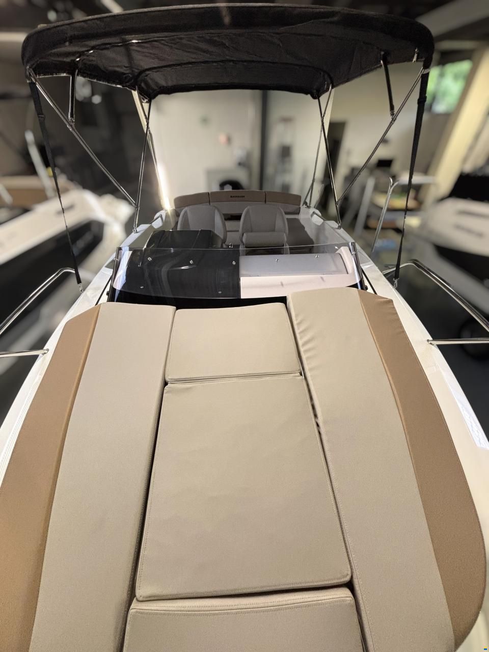 Quicksilver 555 Cabin