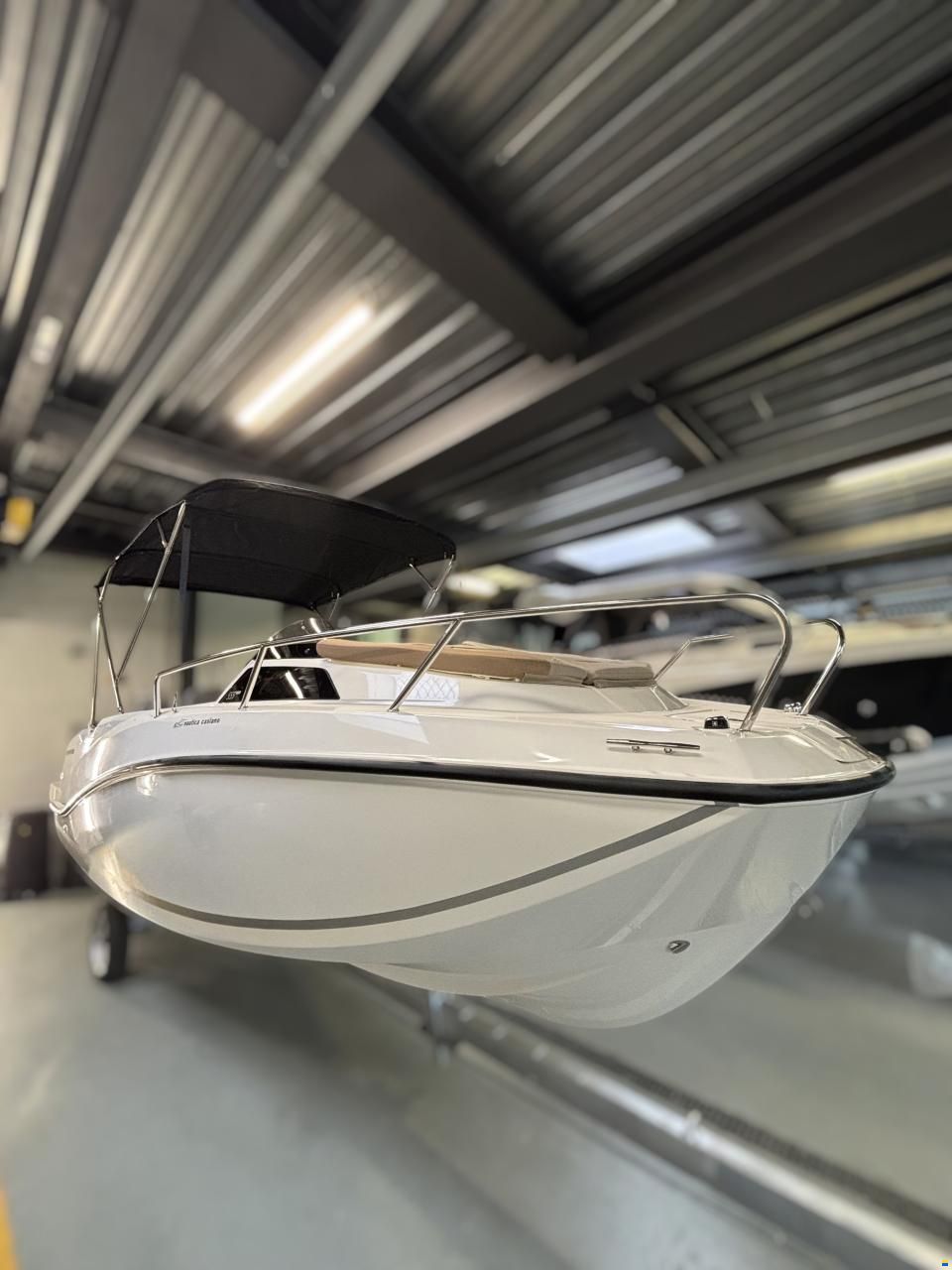 Quicksilver 555 Cabin