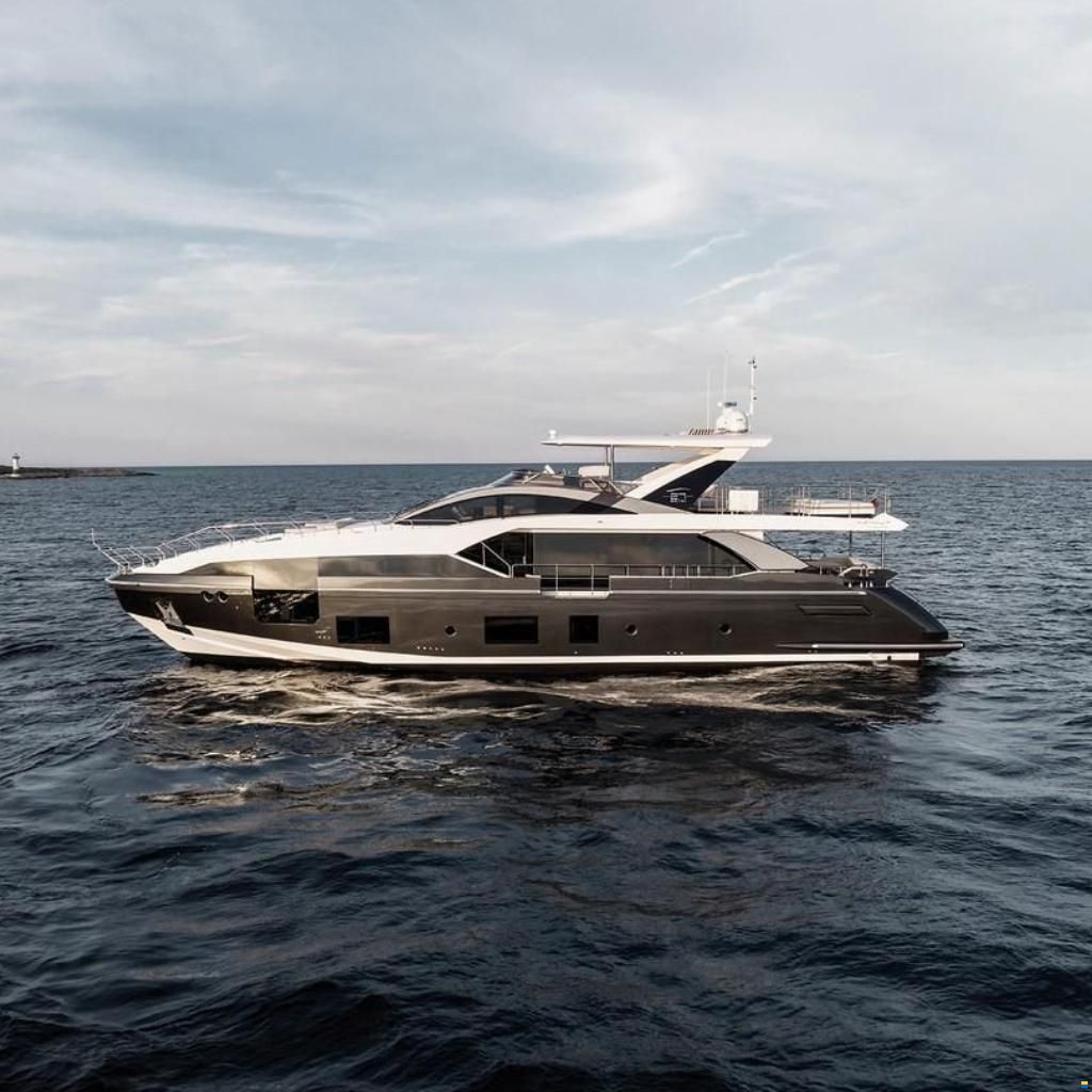 Azimut Grande 27M