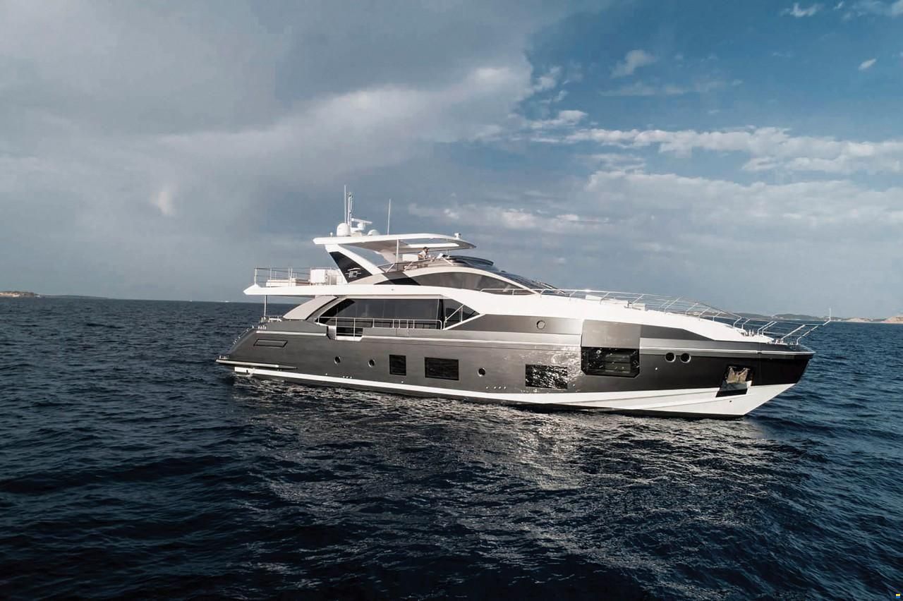 Azimut Grande 27M