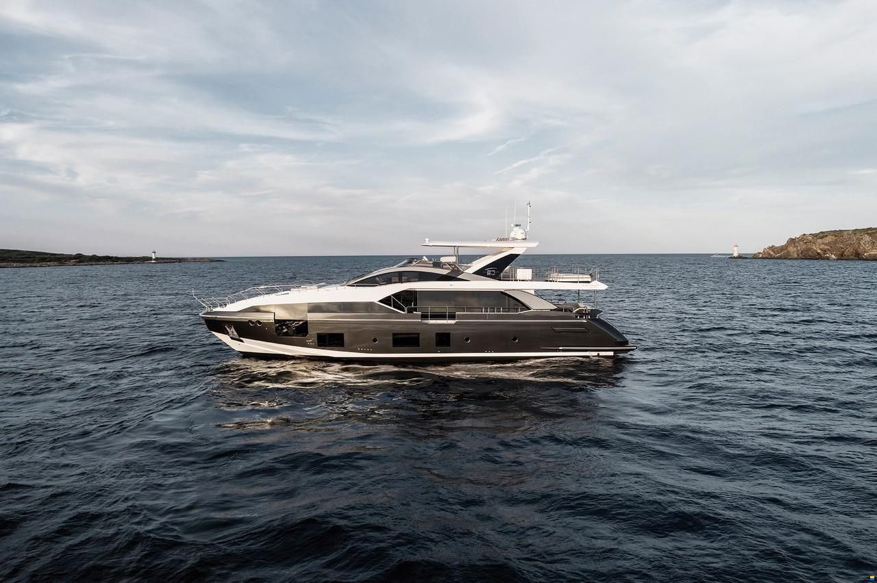 Azimut Grande 27M