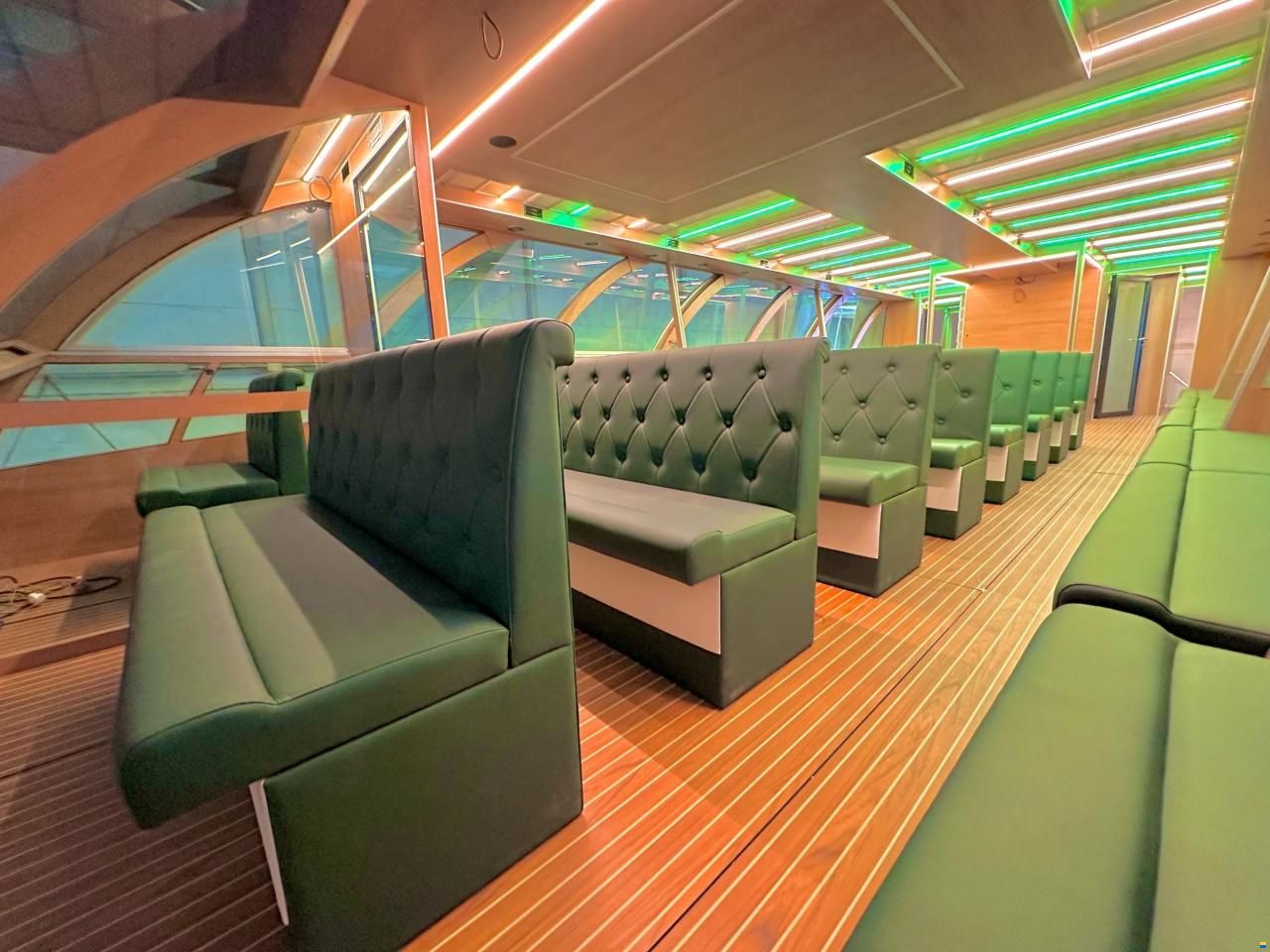 Holiday Boat Sundeck 57 Passenger Catama