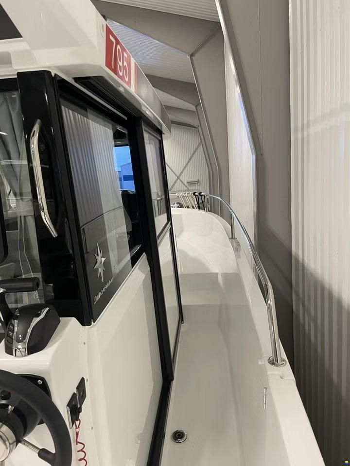 Jeanneau MERRY FISHER 795 Sport