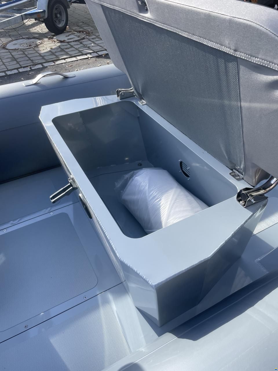 GALA Atlantis 450L