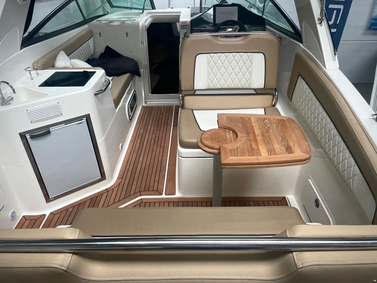 Bayliner Ciera 8