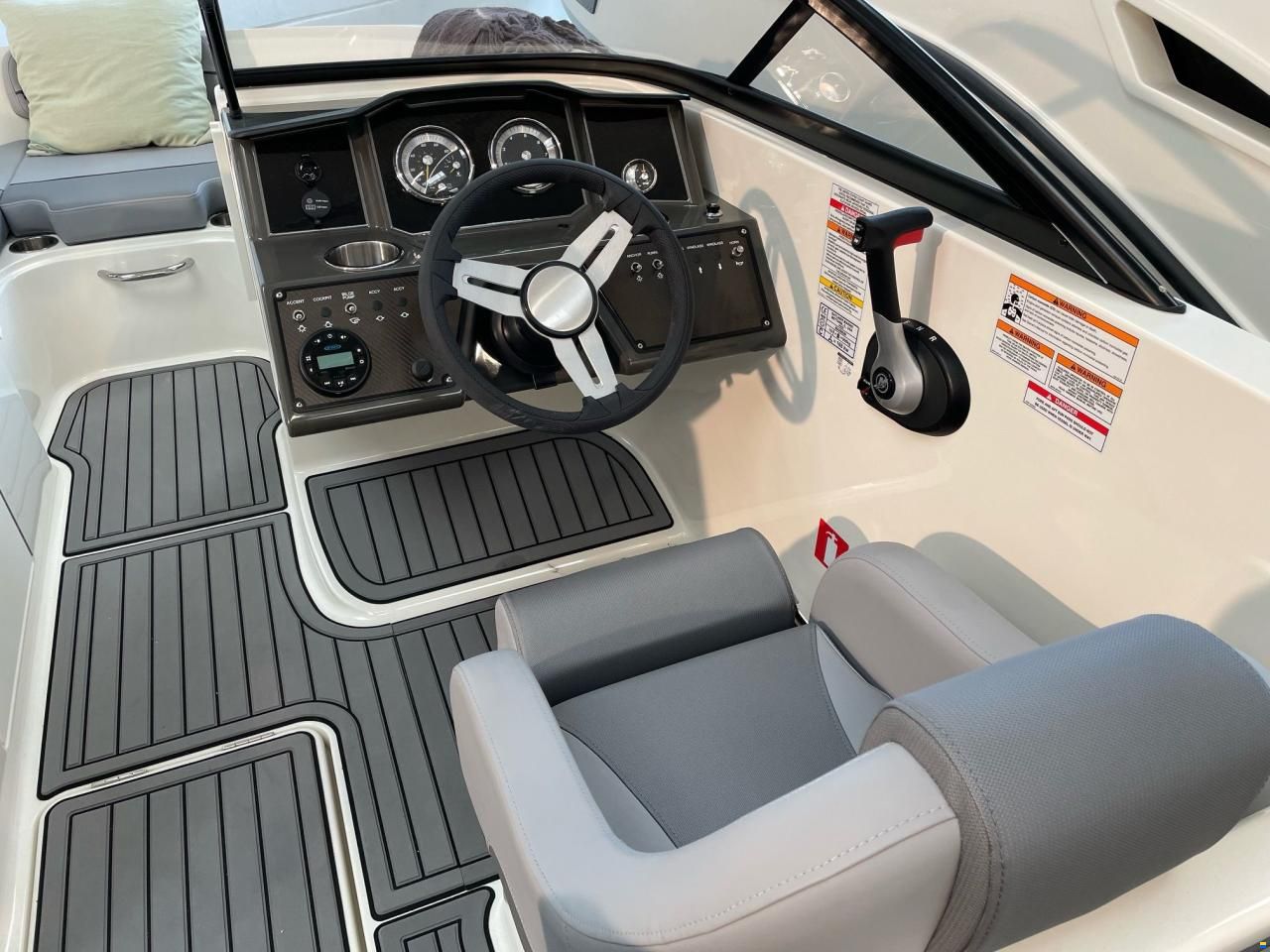 Bayliner VR6 Bowrider