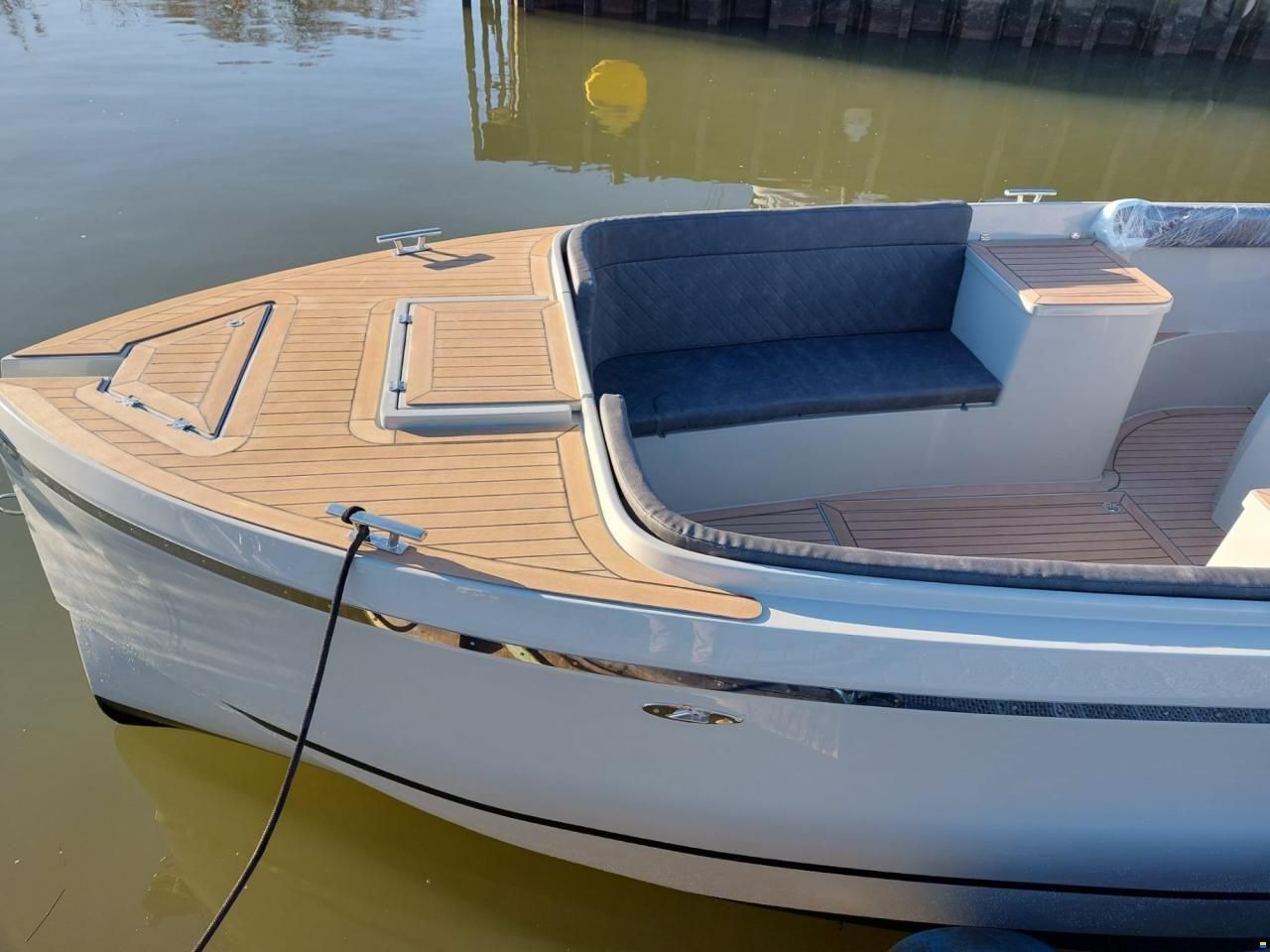 Maxima 740