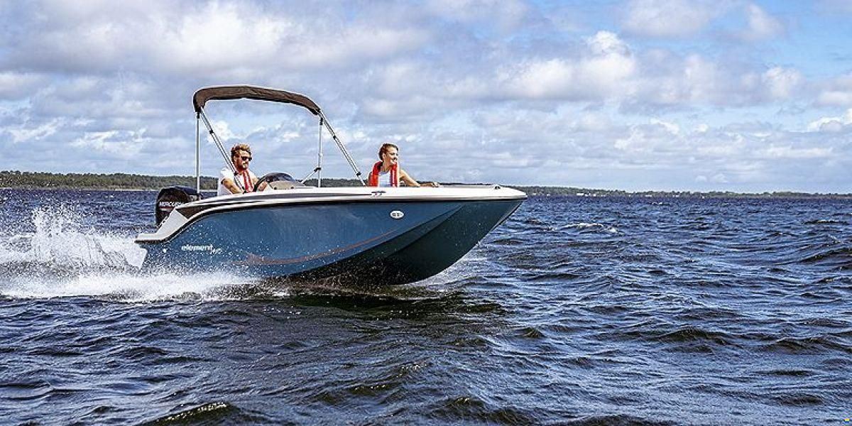 Bayliner M15