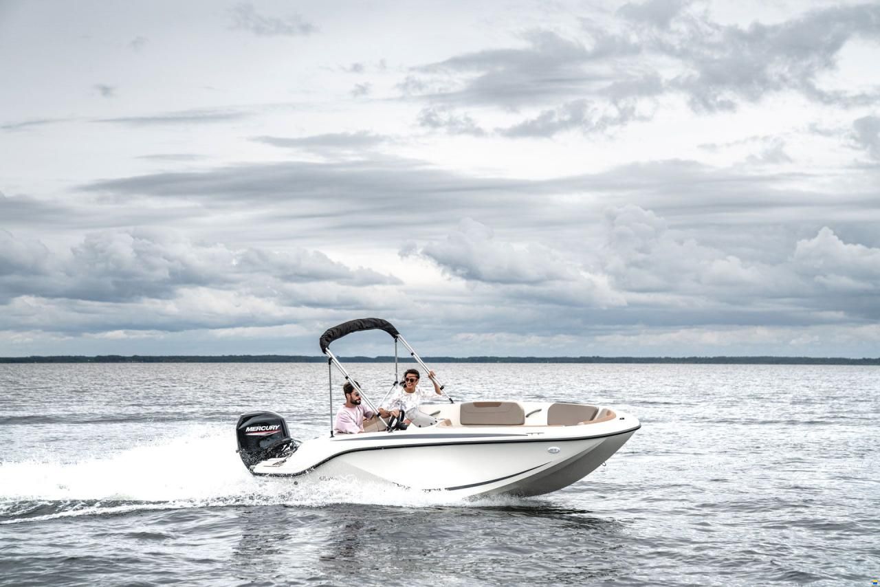 Quicksilver 475 aXess