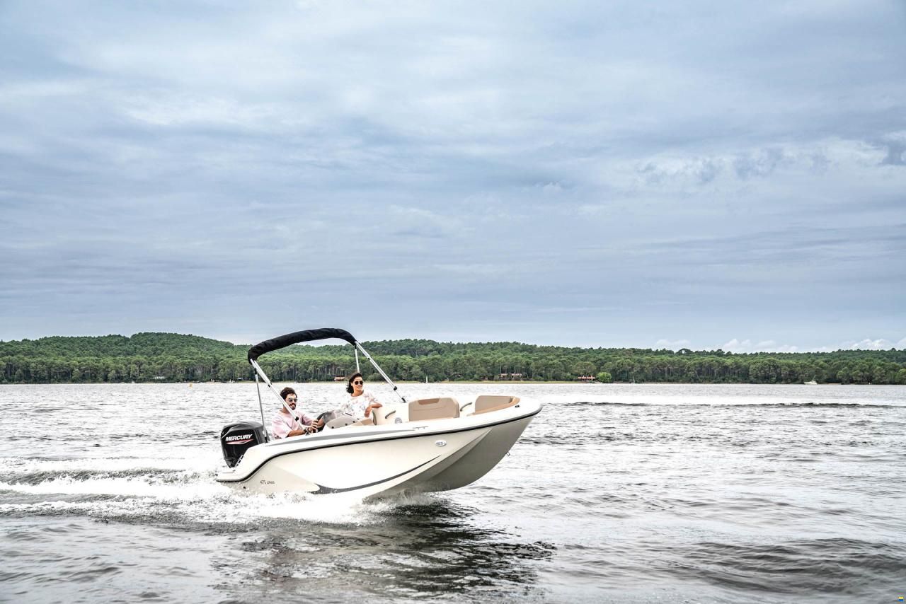 Quicksilver 475 aXess