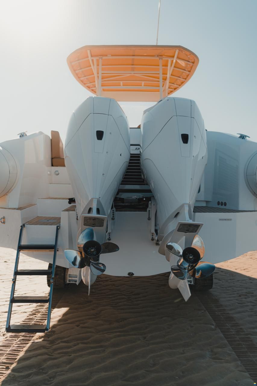 Iguana Yachts X100 White Edition