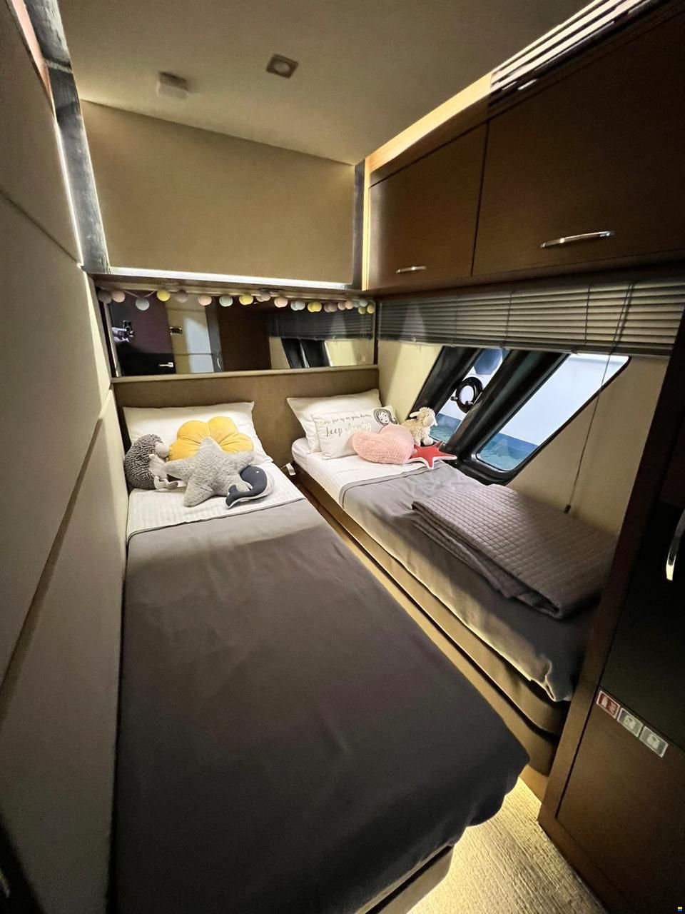 Sea Ray L650 Fly