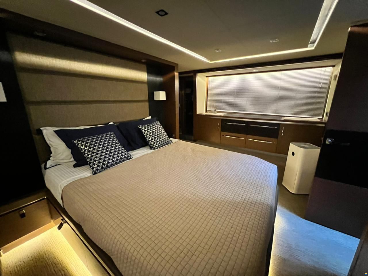 Sea Ray L650 Fly