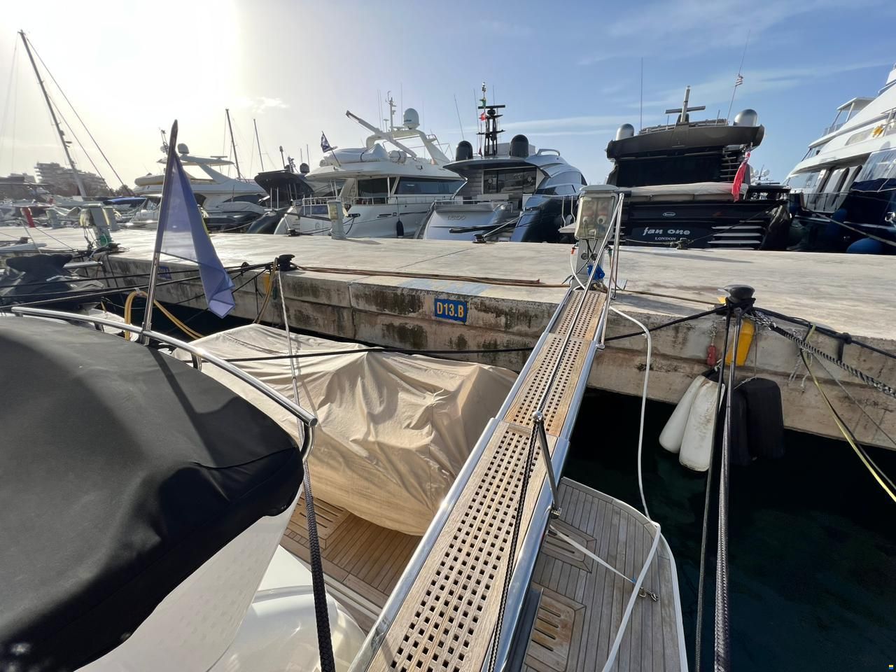 Sea Ray L650 Fly