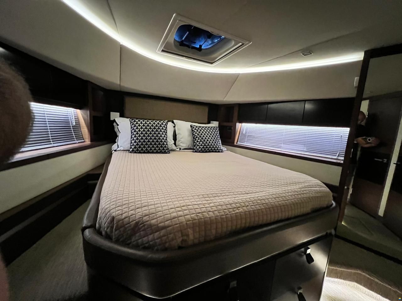 Sea Ray L650 Fly
