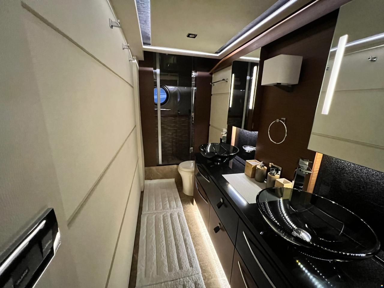 Sea Ray L650 Fly